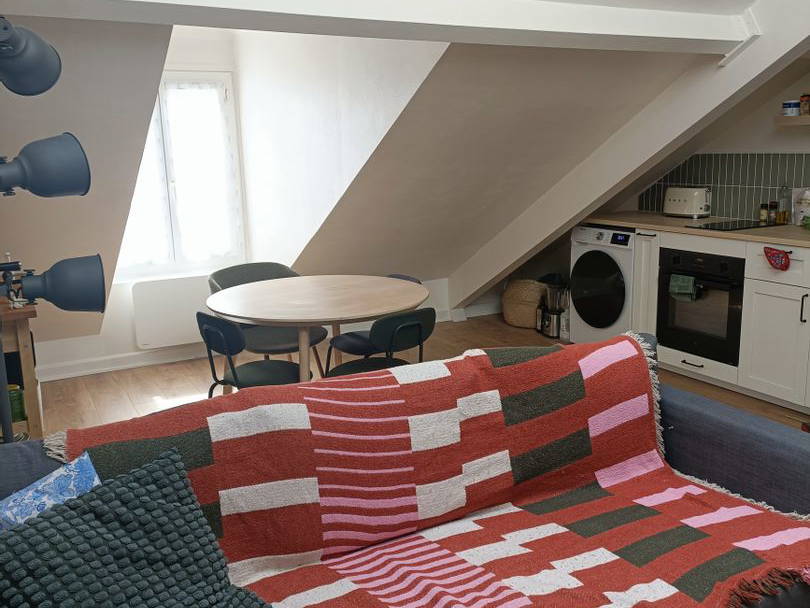 Entire Home Paris 664052-1