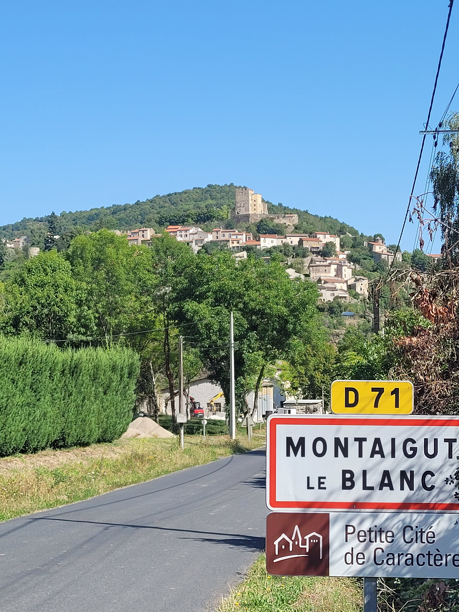 Cały Dom Montaigut-le-Blanc 589788