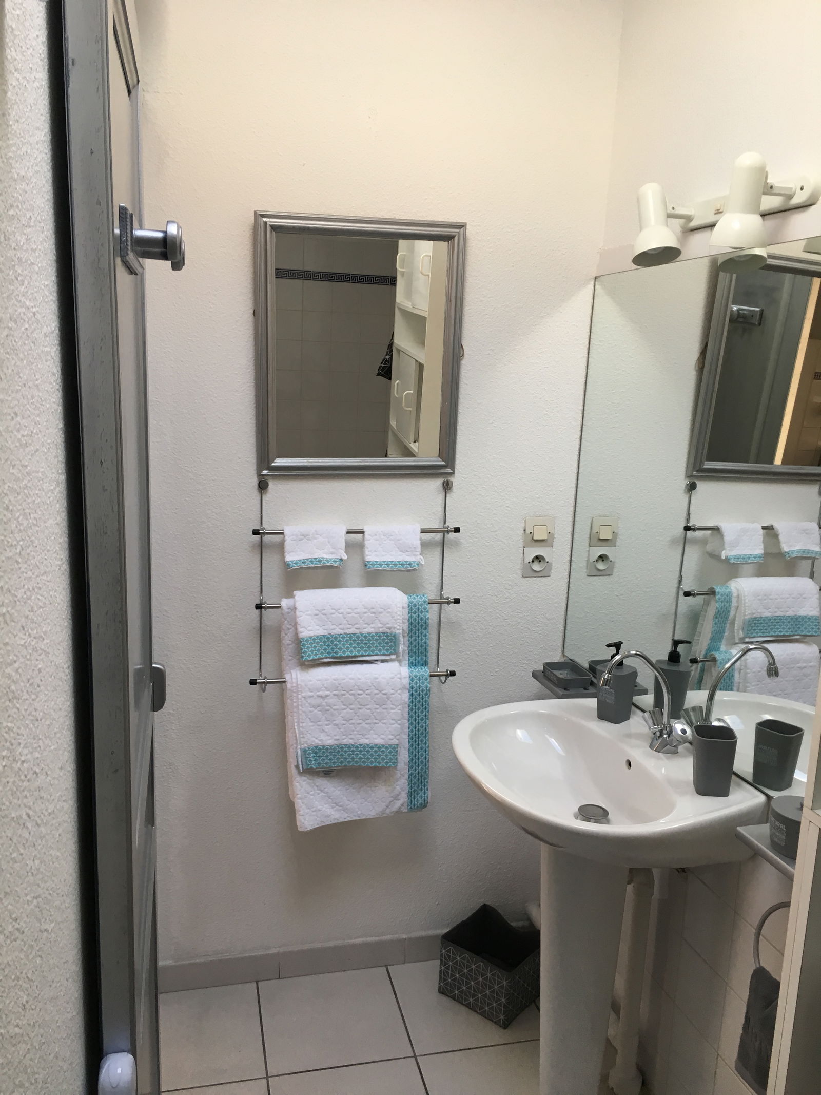 Niezależne Studio Pezens 483115