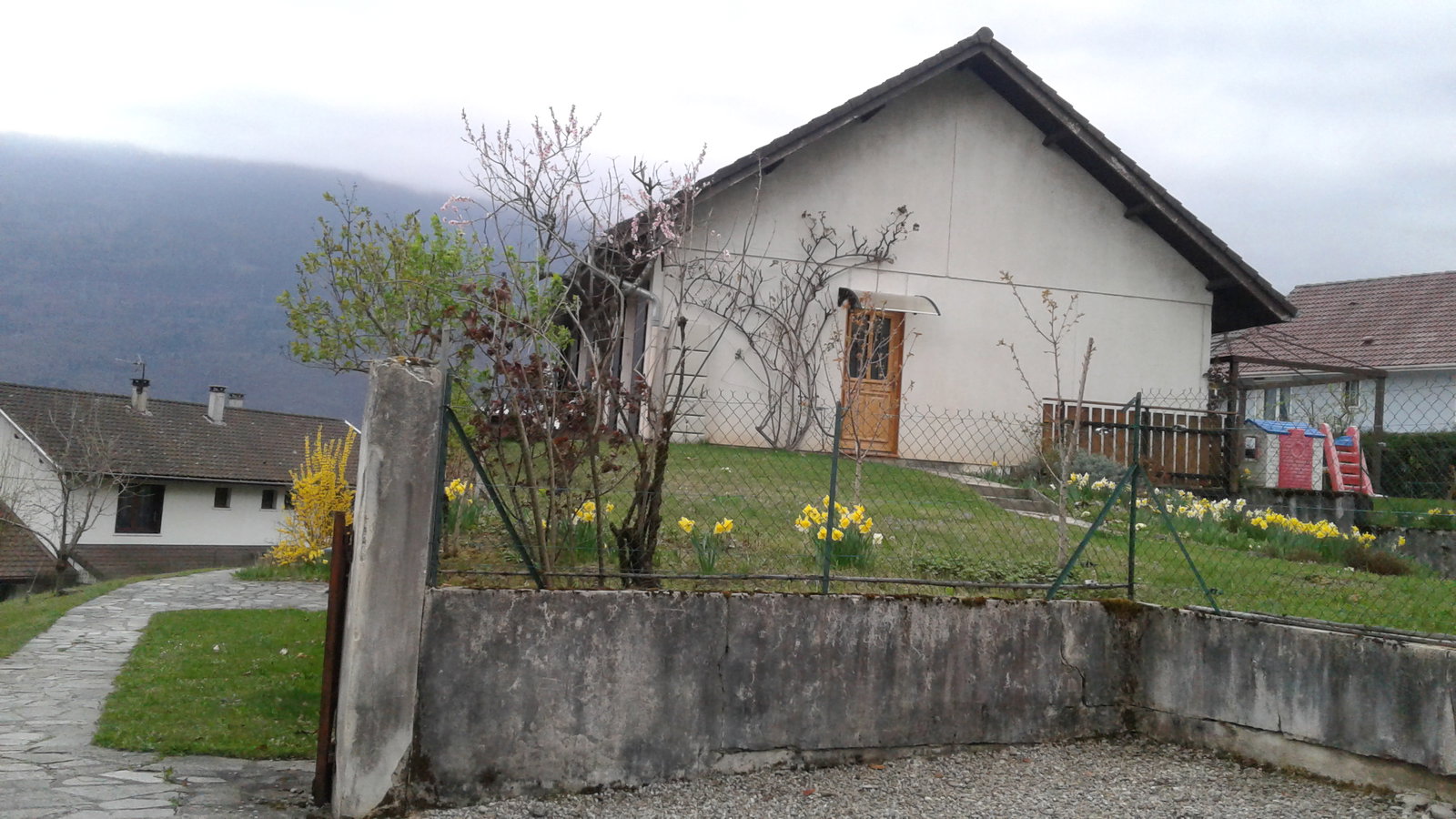 Cała Nieruchomość Gilly-sur-Isère 130041