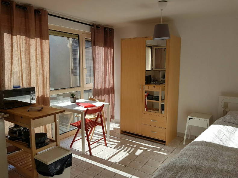 Homestay Niort 236045-3