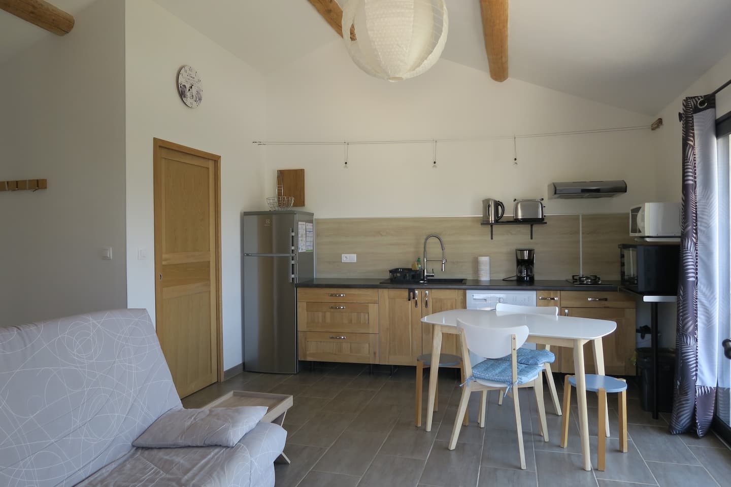 Estudio Independiente Saint-Martin-de-Crau 279080