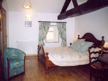 Roomlala | Noclegi typu Bed and Breakfast do wynajęcia w Sion