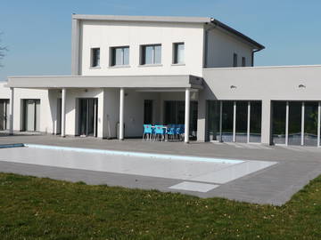 Roomlala | Noclegi typu Bed and Breakfast między Saint-Junien i Oradour Sur Glane Ave