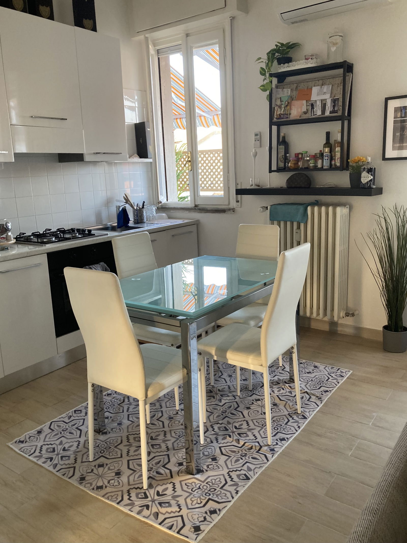 Homestay Milano 256000