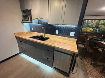 Logement entier à louer à North Vancouver - photo 19 : cuisine-19