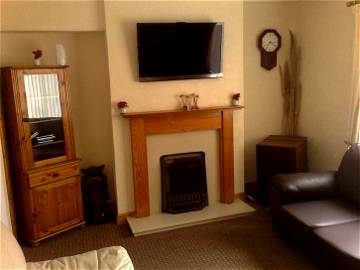 Roomlala | Nottingham City, 3bedroom SHARED House, Wendover