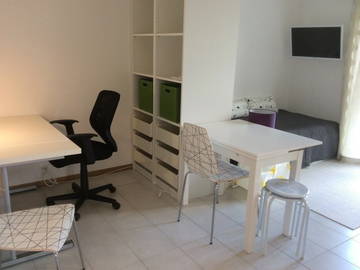 Roomlala | Nowy umeblowany pokój (16m2)