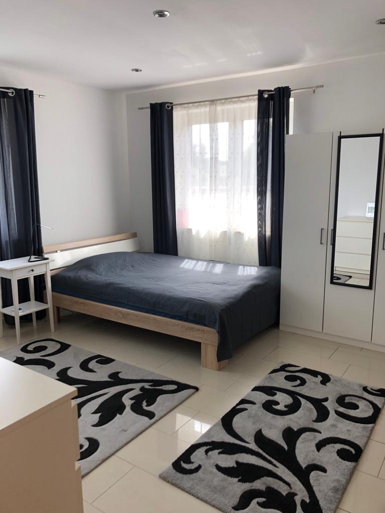 Gaascht Zëmmeren Berlin 267591