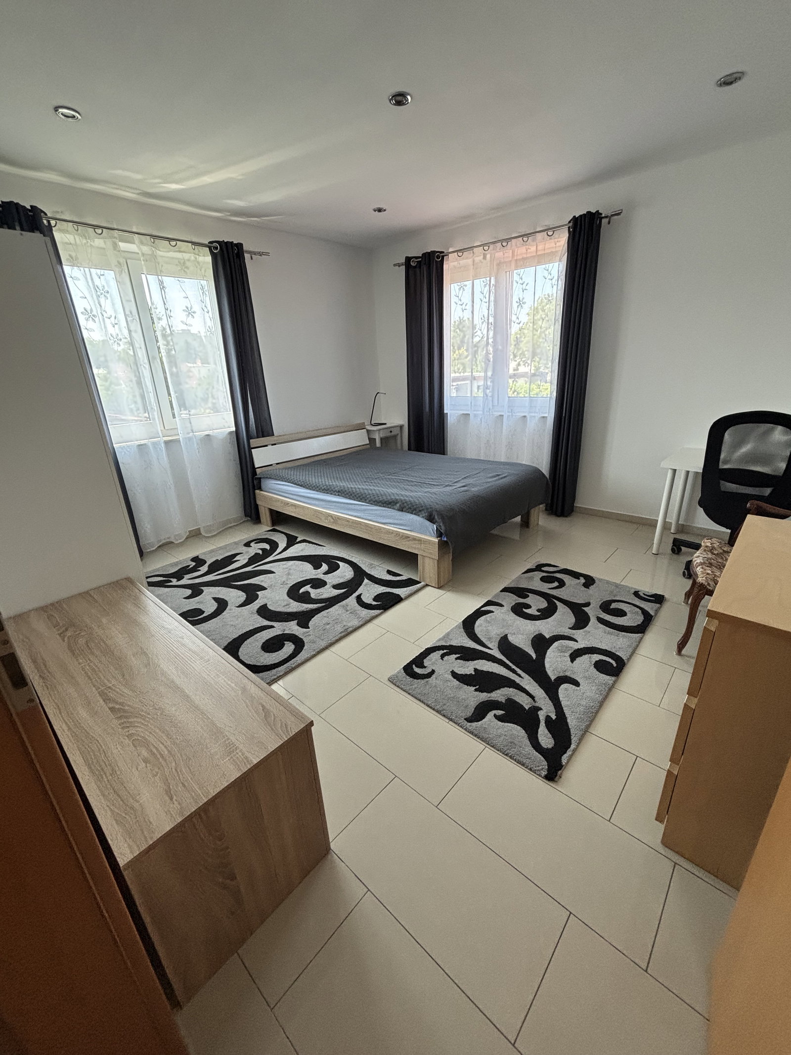 Gaascht Zëmmeren Berlin 267591