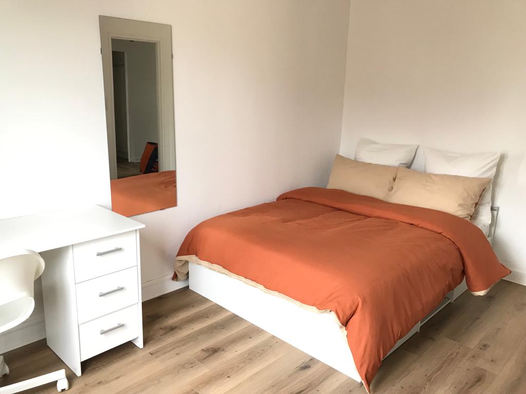 Colocación Reims 267646