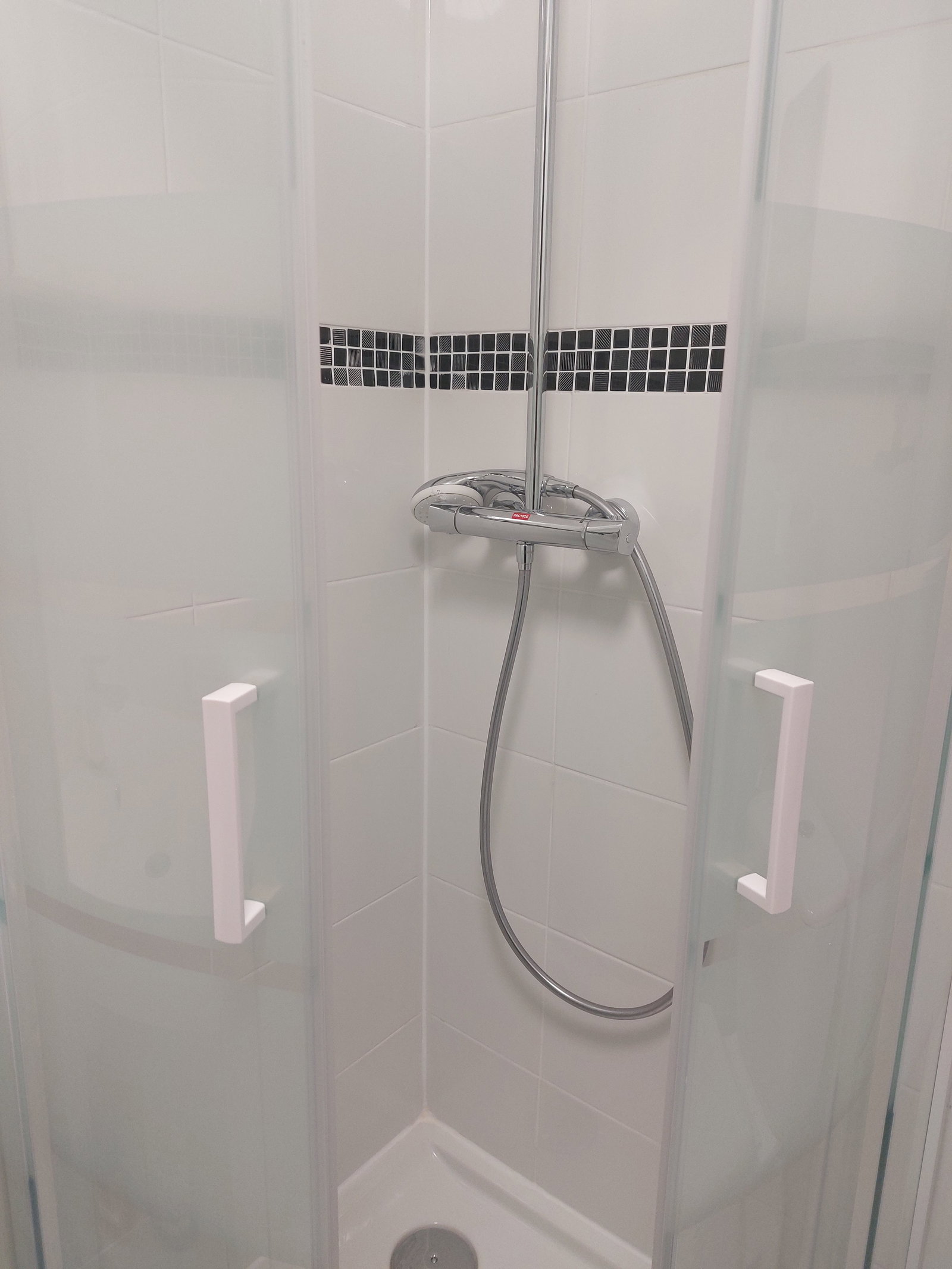 Tuisverblyf Chelles 472711