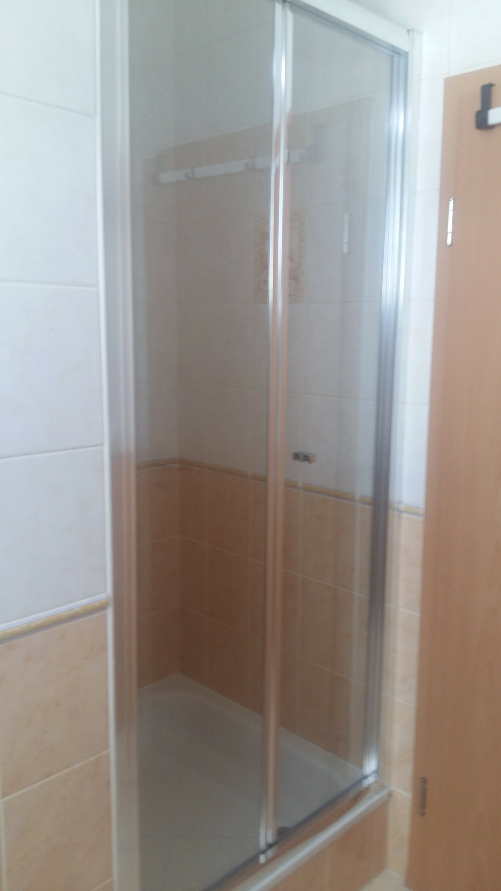 Hemvistelse Troinex 84890