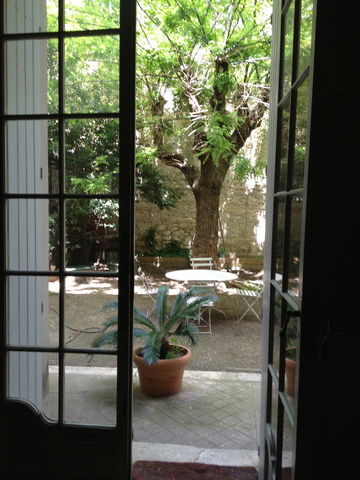 Quartos De Hóspedes Nîmes 46651