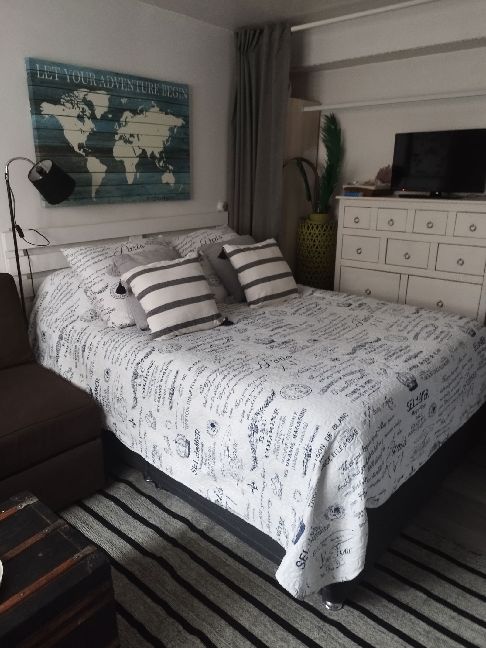 Oberoende Studio Corbeil-Essonnes 58080