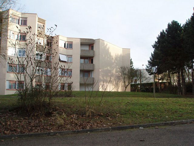 Colocación Montigny-le-Bretonneux 34942