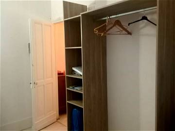 Roomlala | OFFERS ROOM FOR GIRLS DS F4 SUCY CENTER