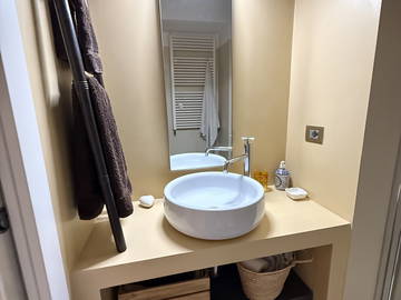Chambre chez l'habitant à louer à Milano - photo 4 : salle de bain-4