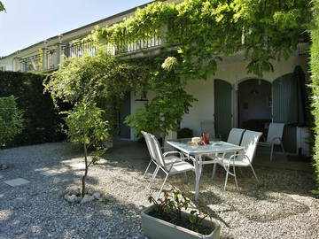 Logement Entier Noves 225410-8