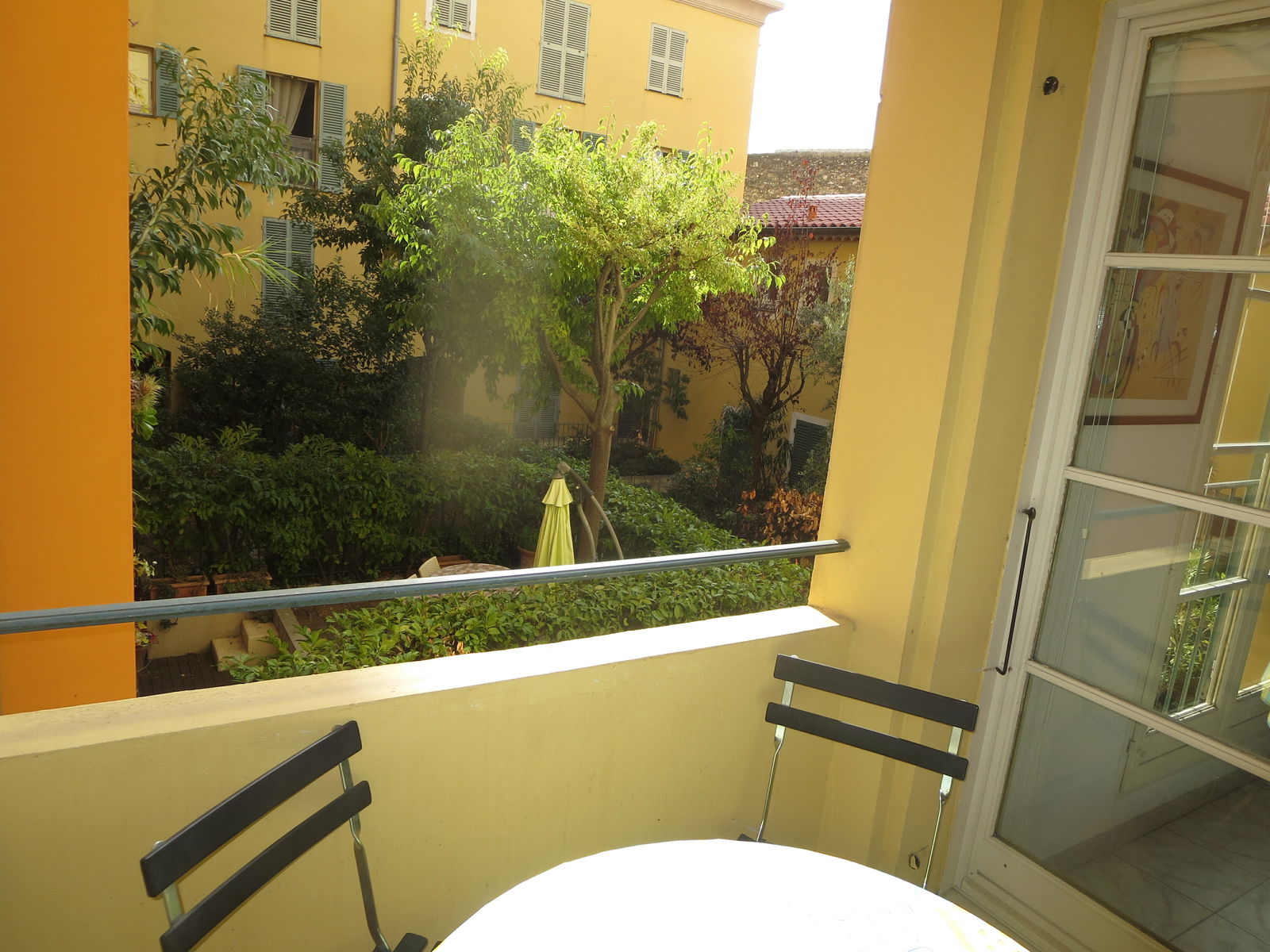 Independent Studio Nice 241095