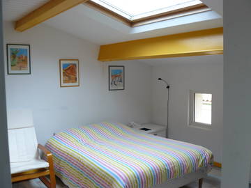 Roomlala | Onafhankelijk 3-kamerappartement - slaapkamer voor 2 personen