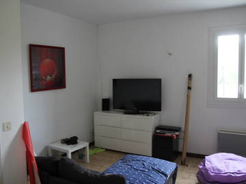 Roomlala |  Onafhankelijke studio in villa