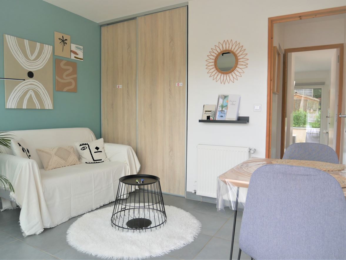 Hele Woning Reyrieux 667657