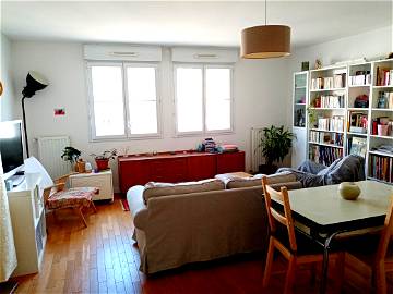 Roomlala | One Room In A Cosy Apartement To Share