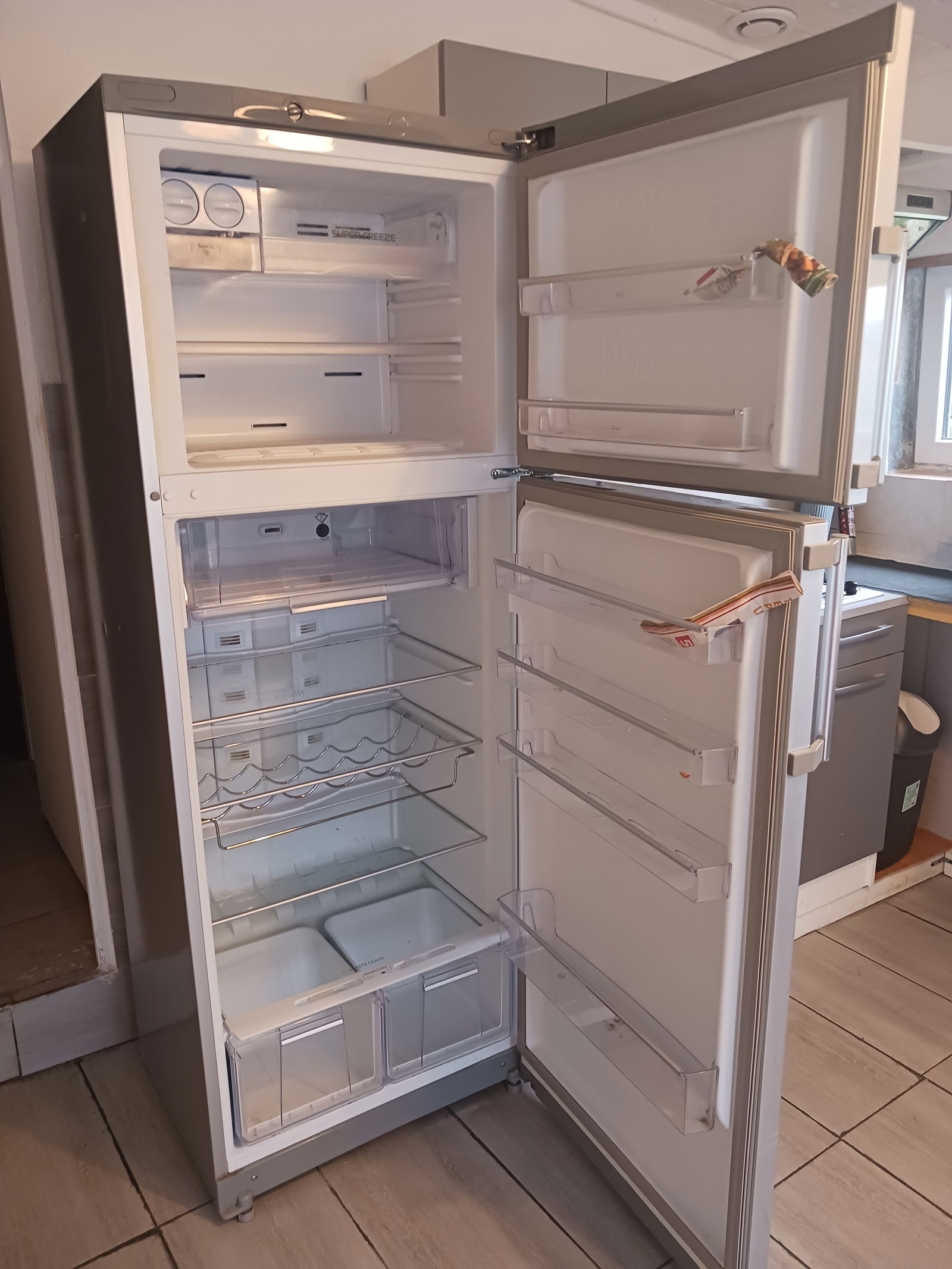 Onofhängeg Studio Saint-Caradec-Trégomel 493558
