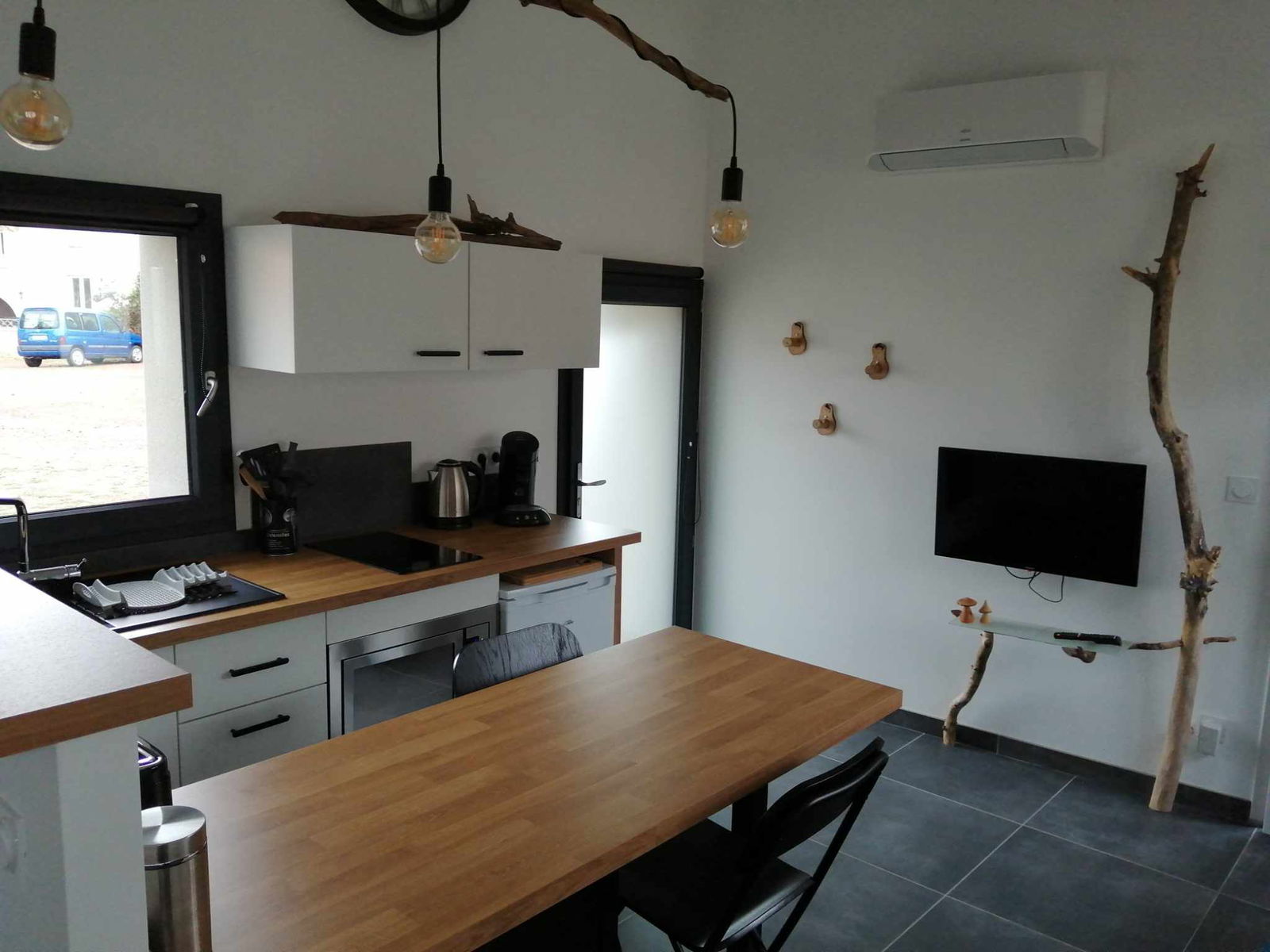 Onofhängeg Studio Commelle-Vernay 488618