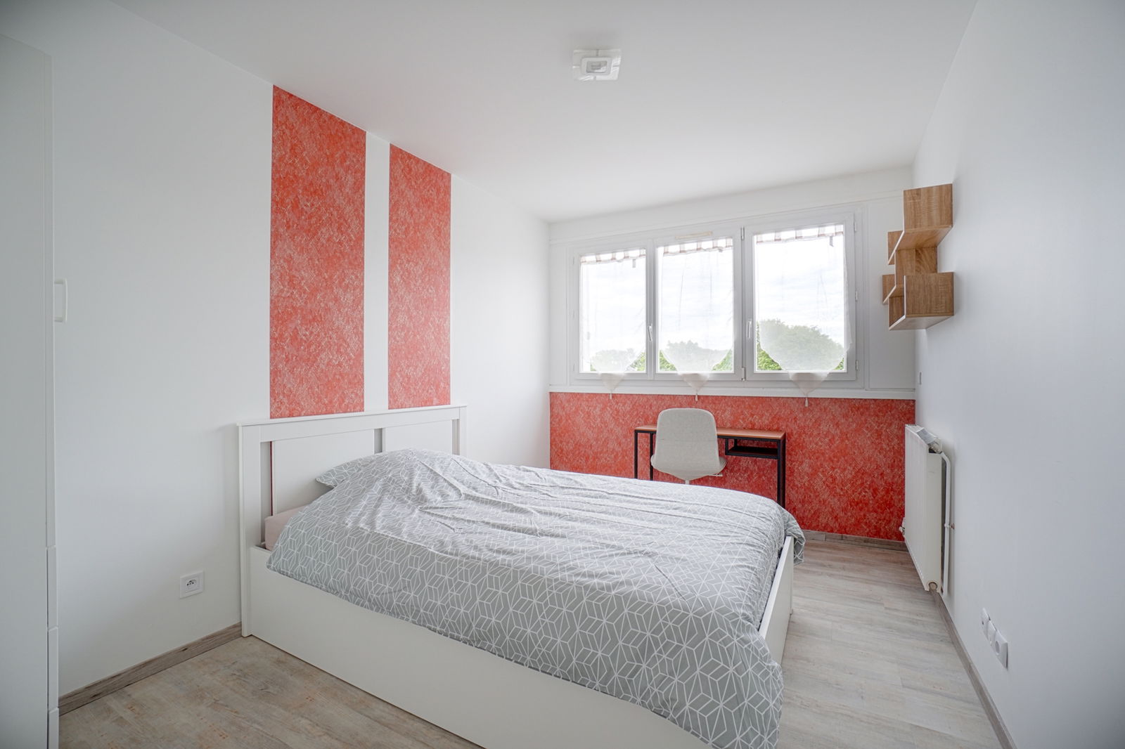 Kolokation Savigny-le-Temple 251963