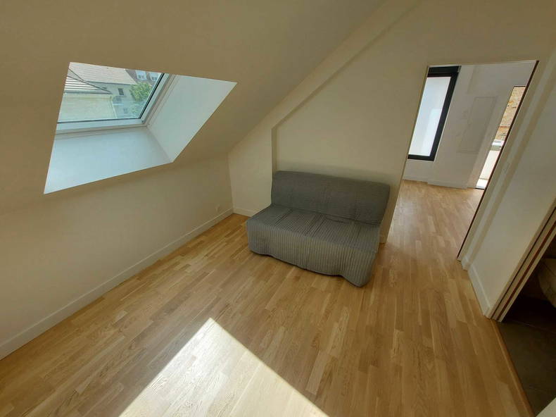 Entire Home Orsay 253075-1