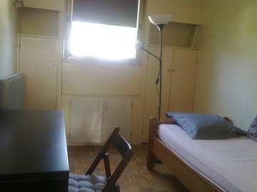 Roomlala | Osoba prywatna wynajmuje 3 sypialnie w Evry-Courc
