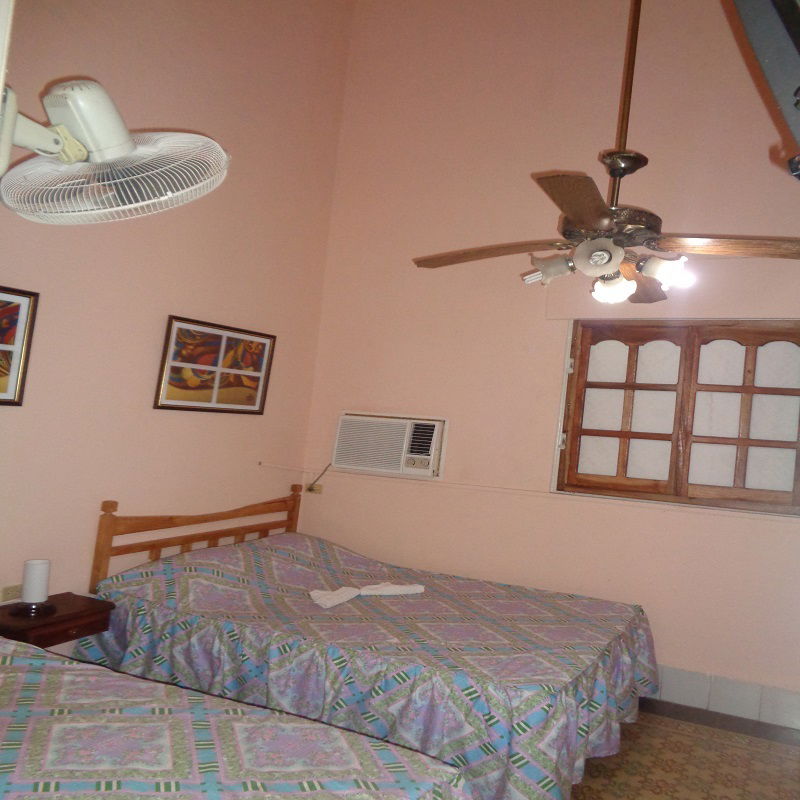 Famiglia Cienfuegos 199846