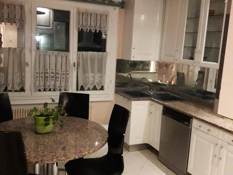 Bed And Breakfast Tremblay-en-France 247857-4