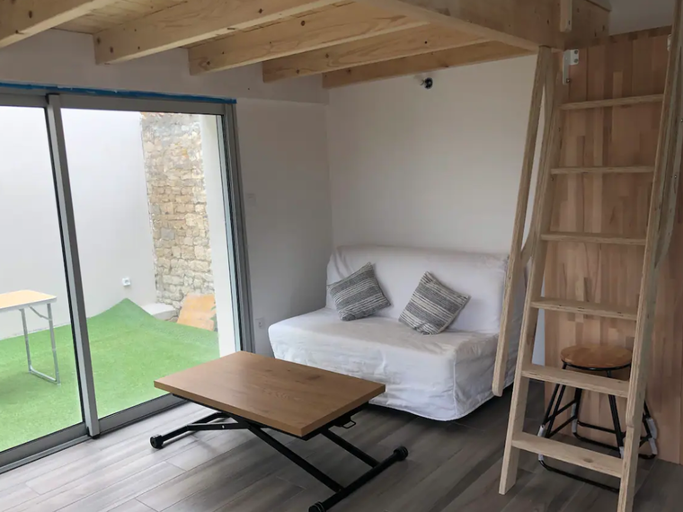 Homestay Dompierre-sur-Mer 264627