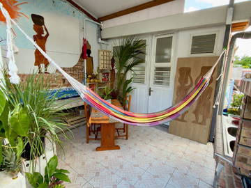 Chambre chez l'habitant à louer à Rivière-Salée - photo 1 : autre pièce-1