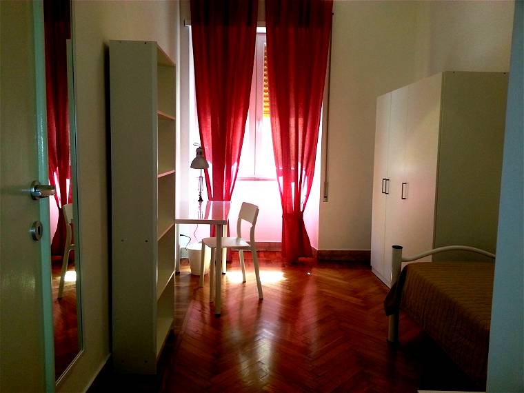 Room In The House Roma 250735-1