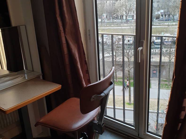 Quedarse En Casa Paris 393398-5