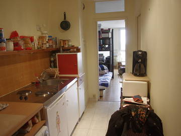 Room For Rent Paris 11022