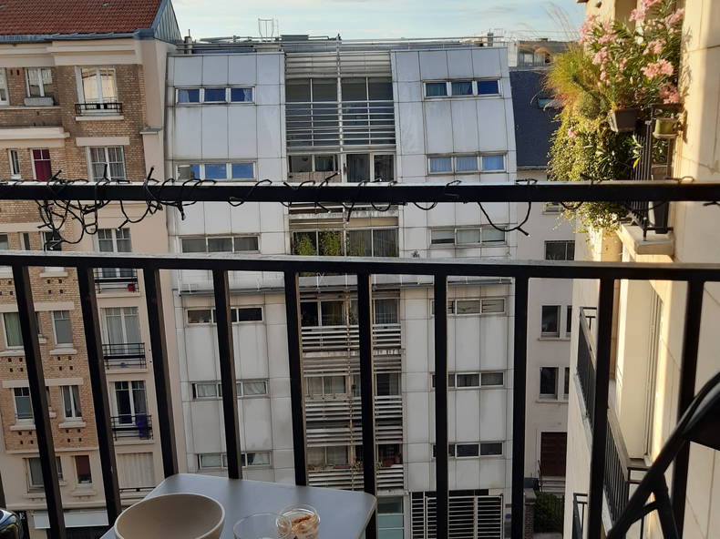 Homestay Paris 256053-1