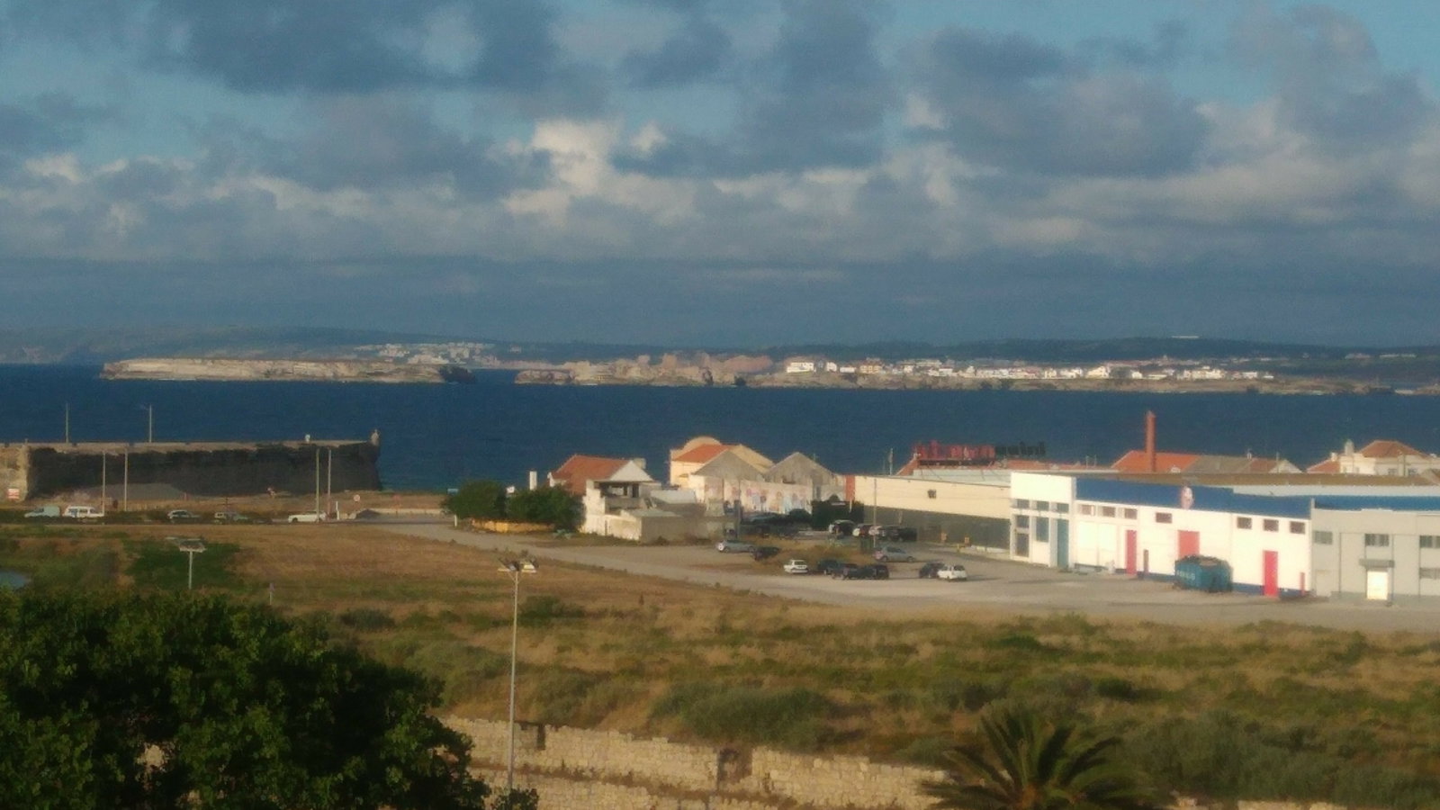 Entire Home Peniche 235290