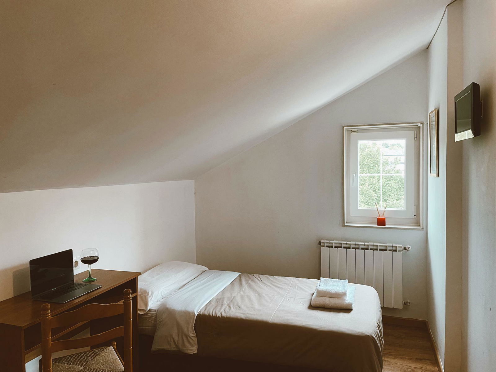 Homestay Sarria 249875