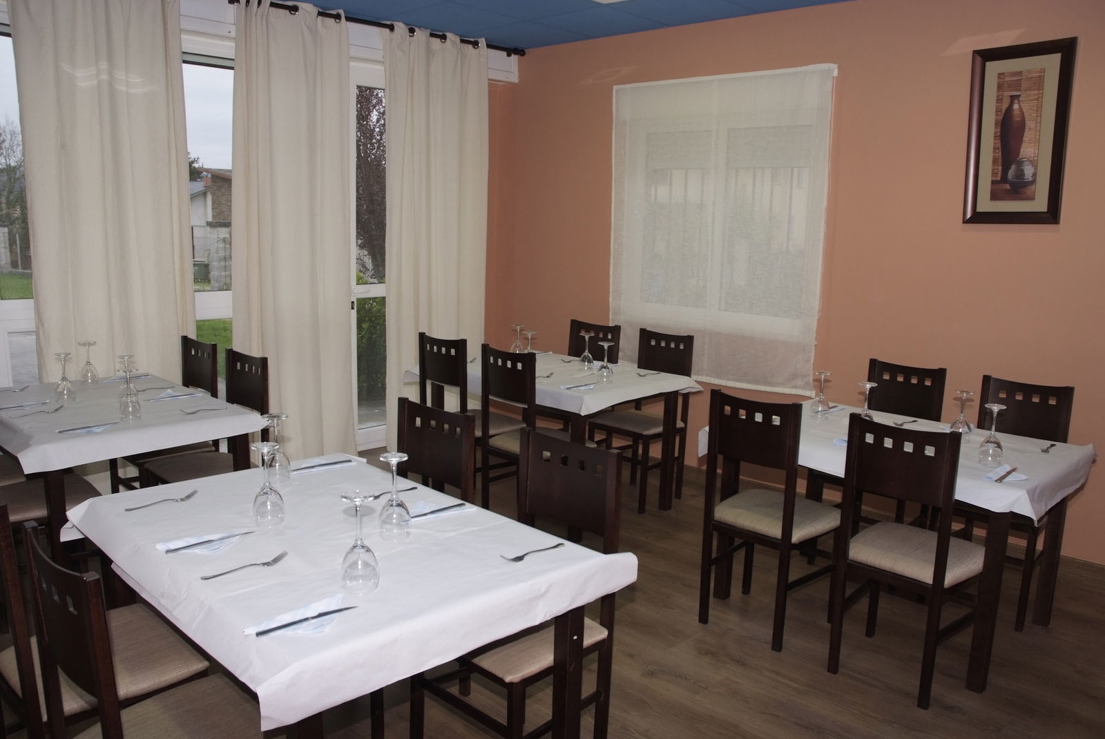 Homestay Sarria 249875