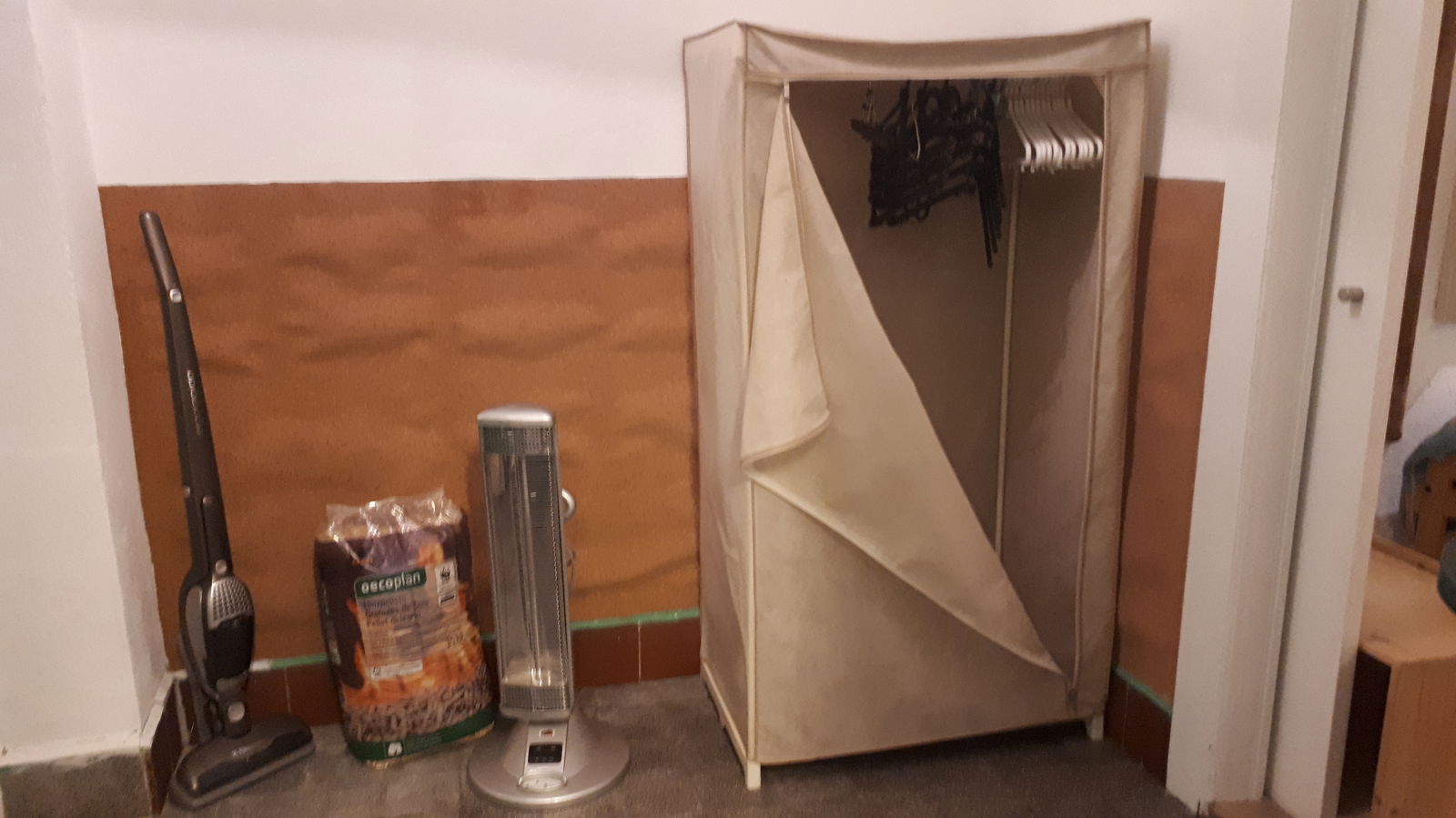 Estúdio Independente Monthey 484880