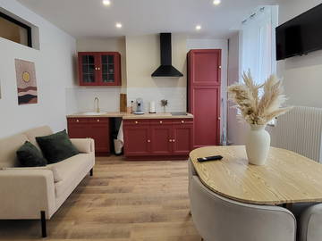 Roomlala | Pequeno apartamento em terracota