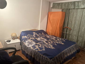 Roomlala | Pequeno quarto independente no piso térreo