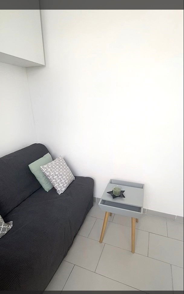 Oberoende Studio Reims 267002
