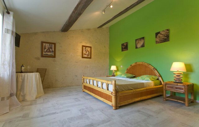 Bed And Breakfast Rauzan 48425