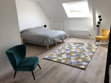 Roomlala | Perto de Fontainebleau: Quarto espaçoso e luminoso